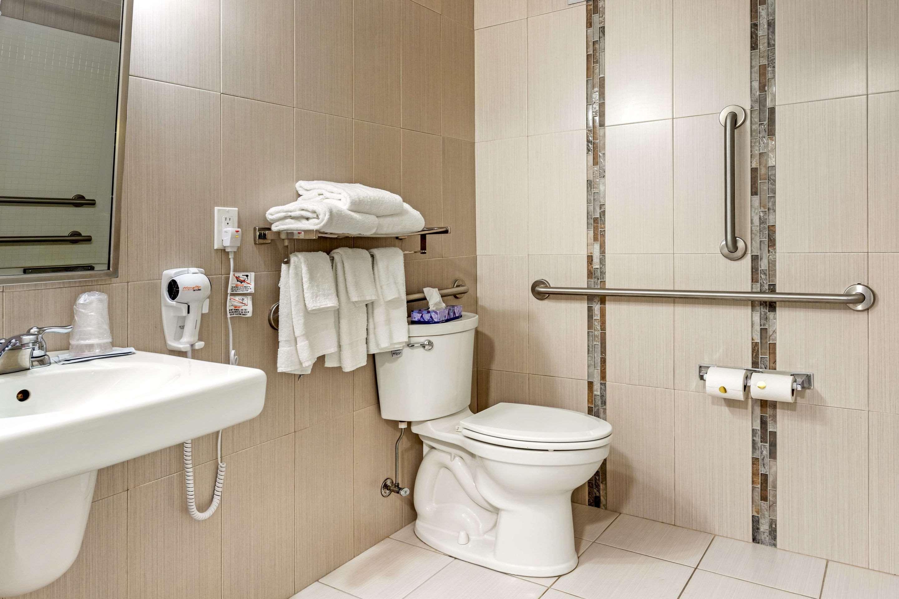 Econo Lodge Хиксвилл Экстерьер фото