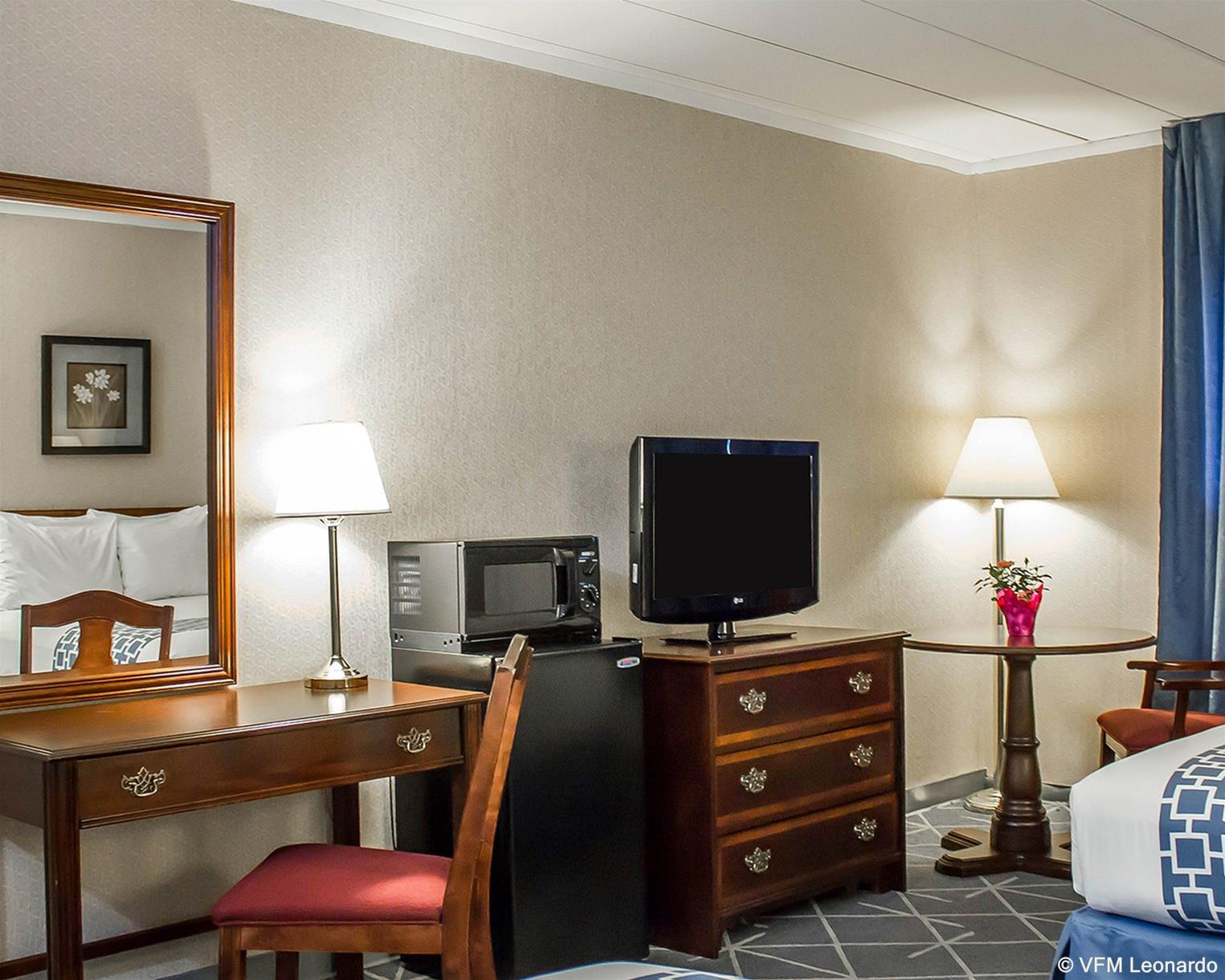 Econo Lodge Хиксвилл Экстерьер фото